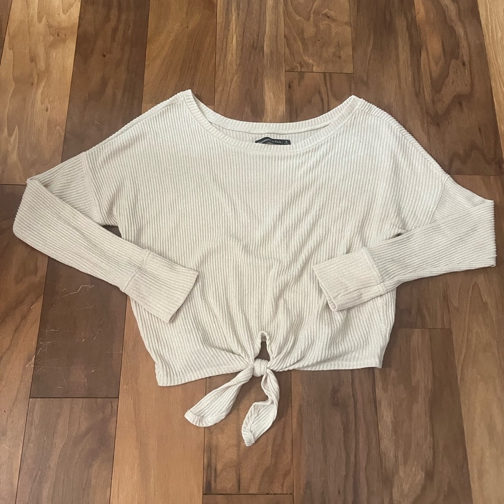 Abercrombie & Fitch White Long Sleeve Tie-Front Top